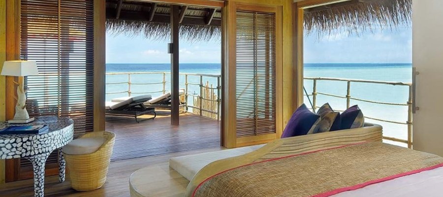 Constance_Moofushi
