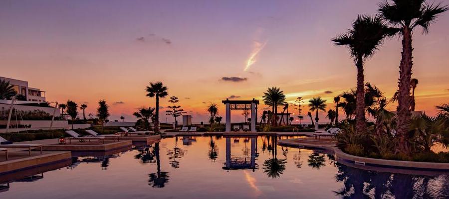 Hilton Al Houra Tangeri Pool Sunset
